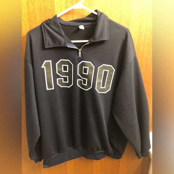 90s Sweatshirt - Picture 1 of 3
